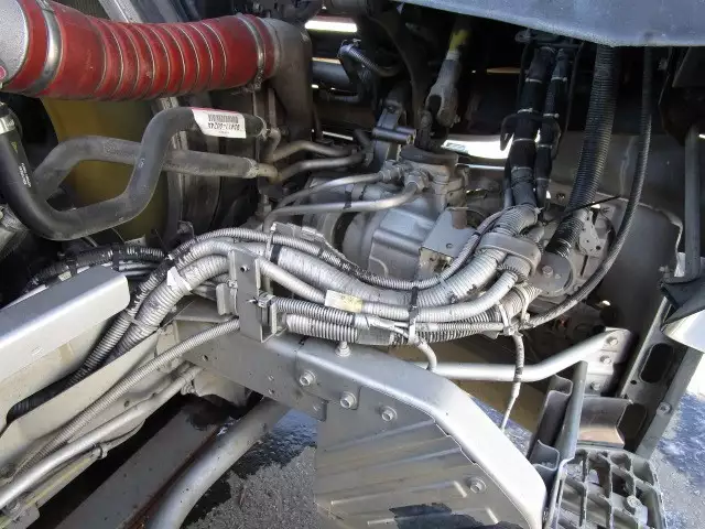 平成26年12月中古大型日産UDUDトラックスの画像45