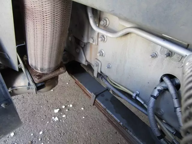 平成26年12月中古大型日産UDUDトラックスの画像48