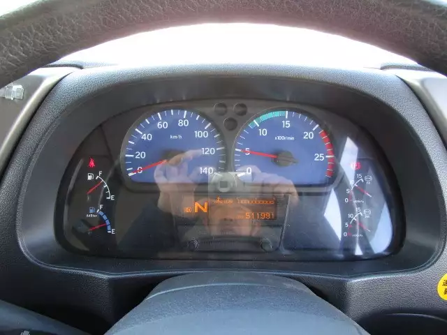 平成26年12月中古大型日産UDUDトラックスの画像49