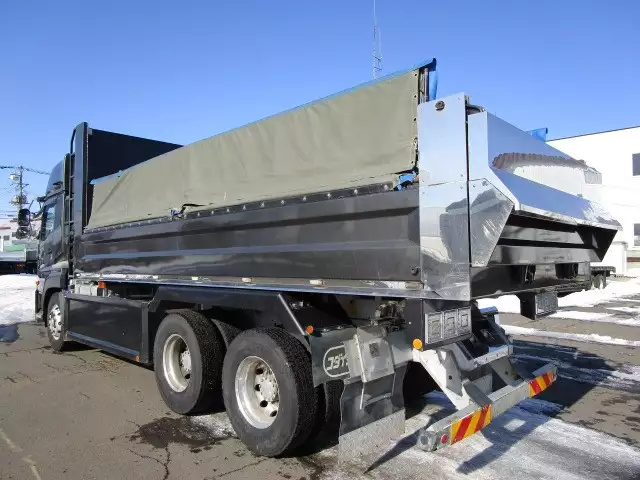 平成26年12月中古大型日産UDUDトラックスの画像6