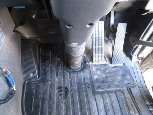 平成26年12月中古大型日産UDUDトラックスの画像57