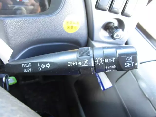 平成26年12月中古大型日産UDUDトラックスの画像60