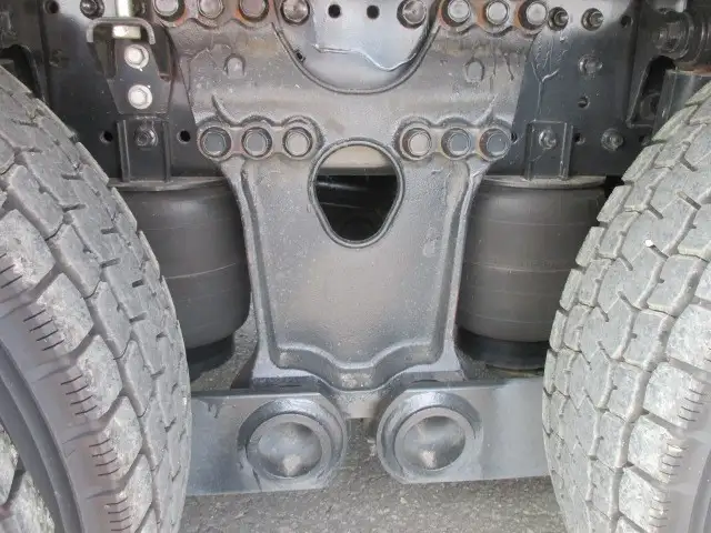 【車検付】日野　4軸低床アルミウイング　寒冷地仕様‼　ハイルーフ　MT7速　380馬力　積載：13,900kgの画像14