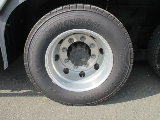 【車検付】日野　4軸低床アルミウイング　寒冷地仕様‼　ハイルーフ　MT7速　380馬力　積載：13,900kgの画像15