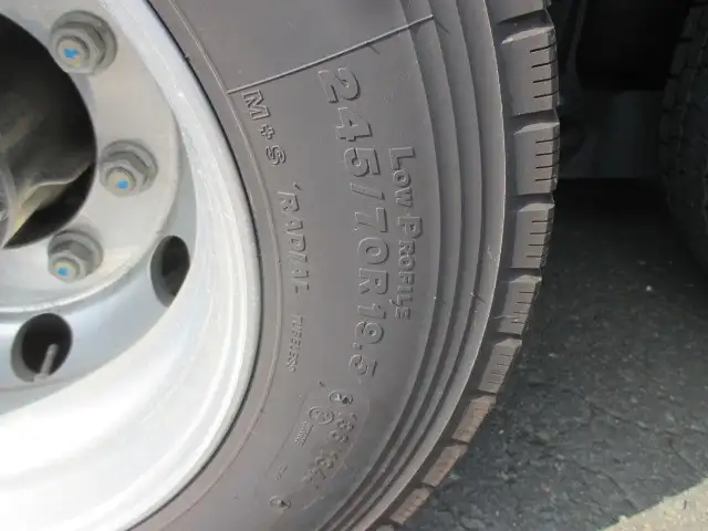 【車検付】日野　4軸低床アルミウイング　寒冷地仕様‼　ハイルーフ　MT7速　380馬力　積載：13,900kgの画像16