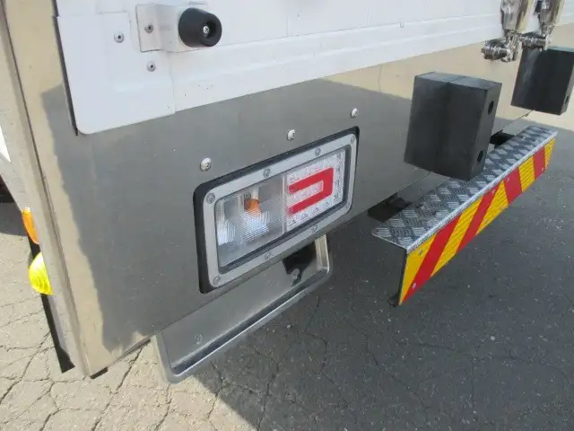 【車検付】日野　4軸低床アルミウイング　寒冷地仕様‼　ハイルーフ　MT7速　380馬力　積載：13,900kgの画像21