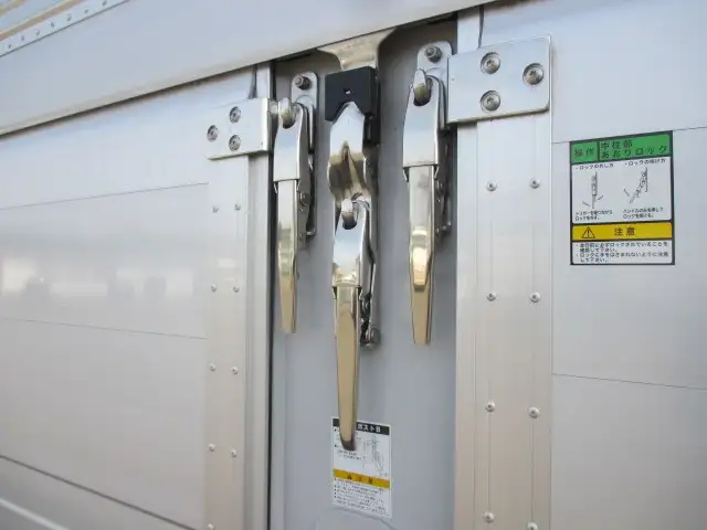 【車検付】日野　4軸低床アルミウイング　寒冷地仕様‼　ハイルーフ　MT7速　380馬力　積載：13,900kgの画像33