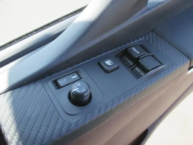 【車検付】日野　4軸低床アルミウイング　寒冷地仕様‼　ハイルーフ　MT7速　380馬力　積載：13,900kgの画像42