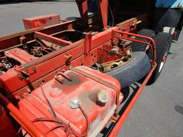 平成19年01月中古中型いすゞフォワードの画像13