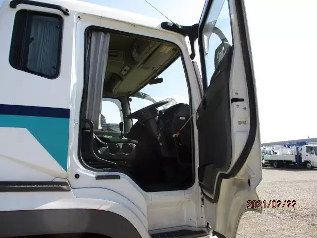 平成19年10月中古大型トラクタヘッド三菱ふそう三菱の画像36