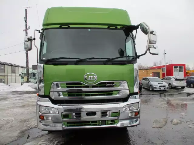 平成24年05月中古大型トラクタヘッド日産UDクオンの画像2