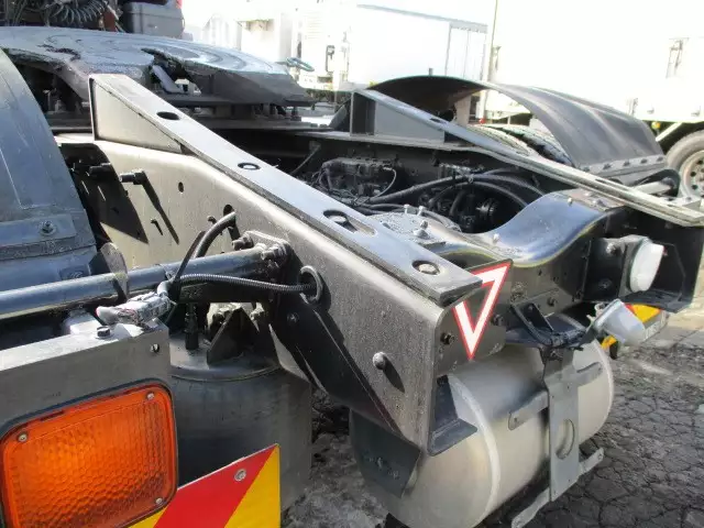 平成25年12月中古大型トラクタヘッド日産UDUDトラックスの画像16