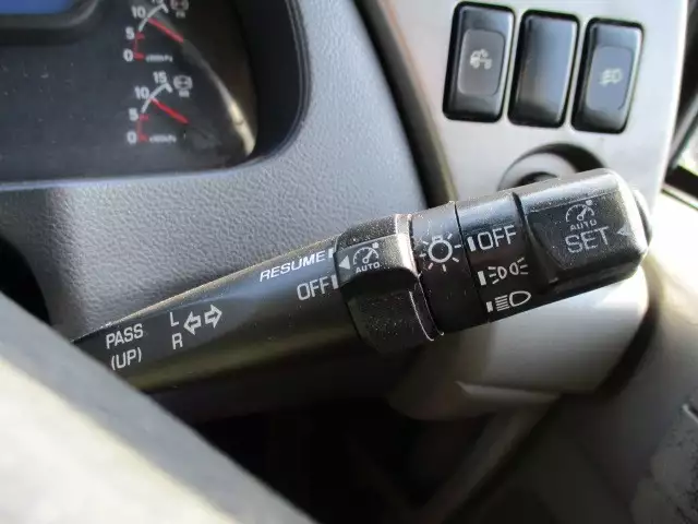 平成25年12月中古大型トラクタヘッド日産UDUDトラックスの画像21