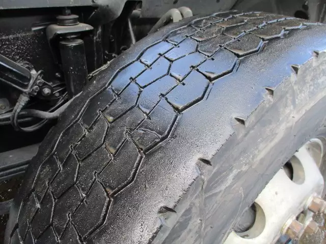 平成25年12月中古大型トラクタヘッド日産UDUDトラックスの画像31