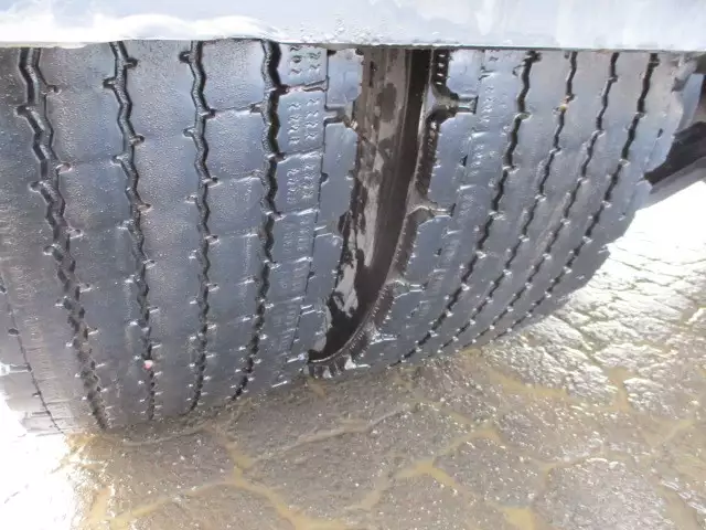 平成25年12月中古大型トラクタヘッド日産UDUDトラックスの画像32