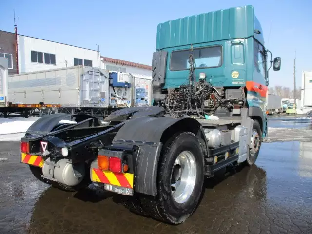 平成25年12月中古大型トラクタヘッド日産UDUDトラックスの画像5