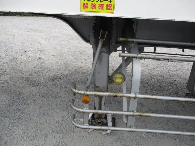 車検付：令和7年7月30日　平成27年 東邦40FT3軸コンテナシャシ（スーパーシングル エアサス）+冷凍コンテナSET　積載：29,900㎏　第五輪：11,030㎏以上　エアサスの画像15