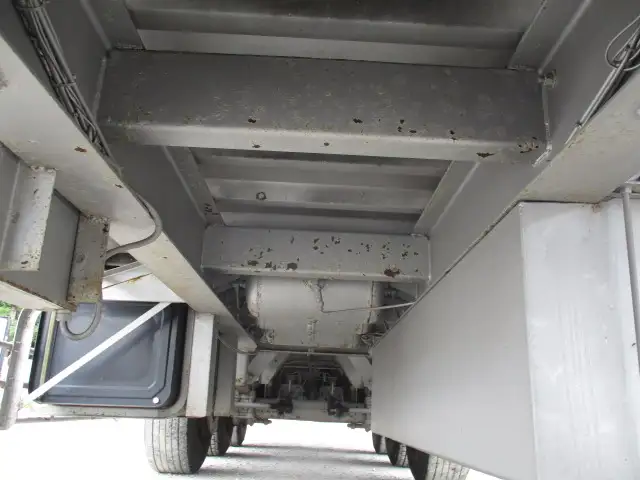 車検付：令和7年7月30日　平成27年 東邦40FT3軸コンテナシャシ（スーパーシングル エアサス）+冷凍コンテナSET　積載：29,900㎏　第五輪：11,030㎏以上　エアサスの画像18