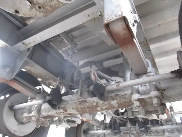 車検付：令和7年7月30日　平成27年 東邦40FT3軸コンテナシャシ（スーパーシングル エアサス）+冷凍コンテナSET　積載：29,900㎏　第五輪：11,030㎏以上　エアサスの画像20