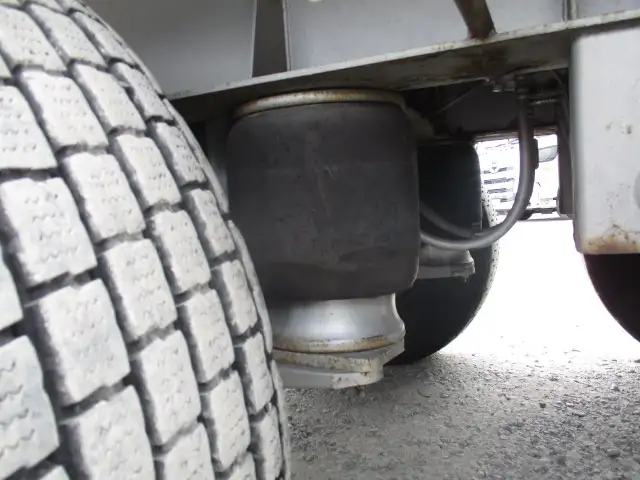 車検付:令和7年7月30日 平成27年 東邦40FT3軸コンテナシャシ(スーパーシングル エアサス)+冷凍コンテナSET 積載:29,900㎏ 第五輪:11,030㎏以上 エアサスの画像23