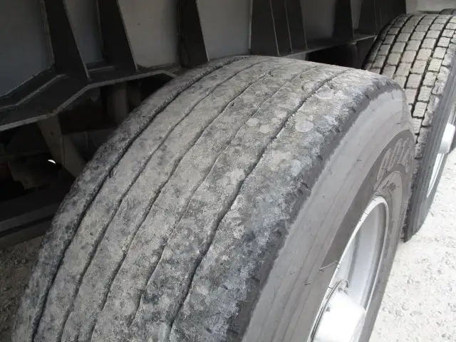 車検付:令和7年7月30日 平成27年 東邦40FT3軸コンテナシャシ(スーパーシングル エアサス)+冷凍コンテナSET 積載:29,900㎏ 第五輪:11,030㎏以上 エアサスの画像27