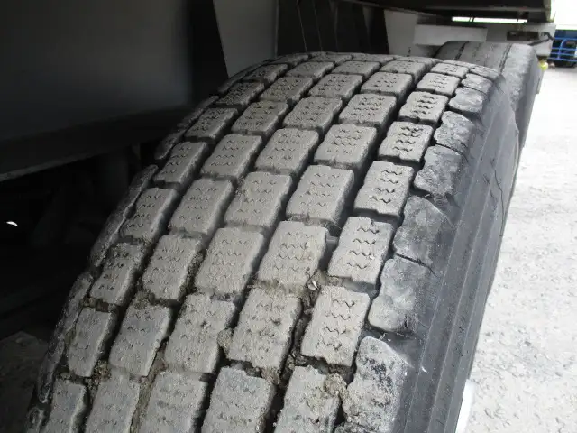 車検付：令和7年7月30日　平成27年 東邦40FT3軸コンテナシャシ（スーパーシングル エアサス）+冷凍コンテナSET　積載：29,900㎏　第五輪：11,030㎏以上　エアサスの画像28