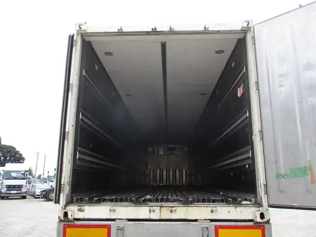 車検付：令和7年7月30日　平成27年 東邦40FT3軸コンテナシャシ（スーパーシングル エアサス）+冷凍コンテナSET　積載：29,900㎏　第五輪：11,030㎏以上　エアサスの画像45