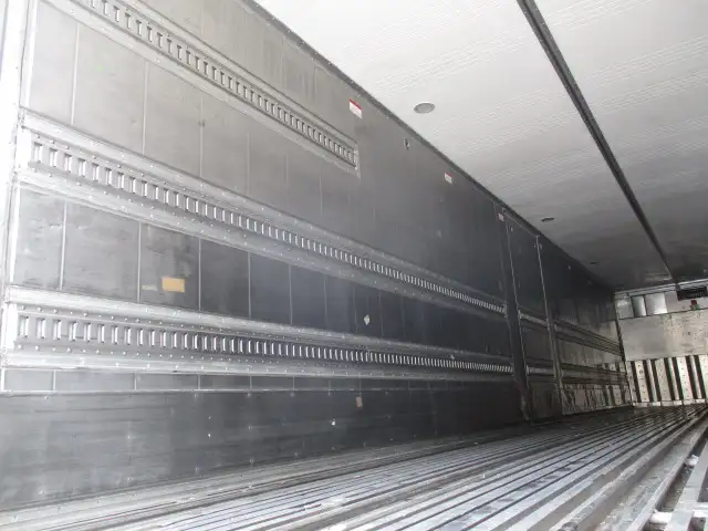 車検付:令和7年7月30日 平成27年 東邦40FT3軸コンテナシャシ(スーパーシングル エアサス)+冷凍コンテナSET 積載:29,900㎏ 第五輪:11,030㎏以上 エアサスの画像48