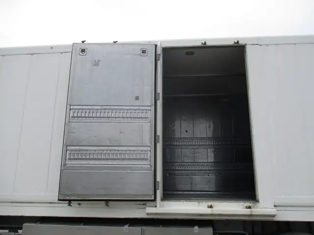 車検付：令和7年7月30日　平成27年 東邦40FT3軸コンテナシャシ（スーパーシングル エアサス）+冷凍コンテナSET　積載：29,900㎏　第五輪：11,030㎏以上　エアサスの画像53