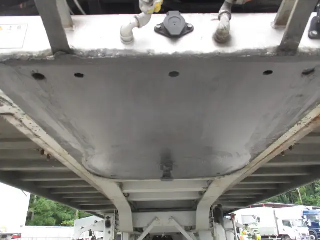 車検付:令和7年7月30日 平成27年 東邦40FT3軸コンテナシャシ(スーパーシングル エアサス)+冷凍コンテナSET 積載:29,900㎏ 第五輪:11,030㎏以上 エアサスの画像10