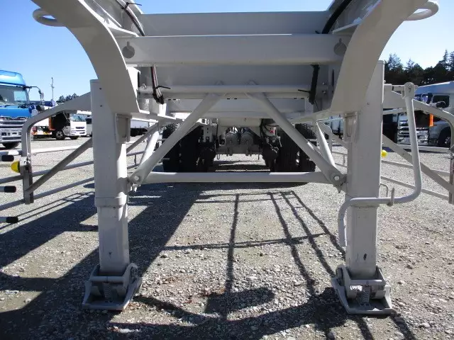 未使用車　40FT3軸コンテナシャシ　リフトアクスル　積載30,480㎏の画像12