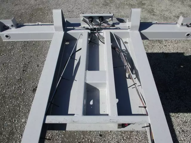 未使用車　40FT3軸コンテナシャシ　リフトアクスル　積載30,480㎏の画像15