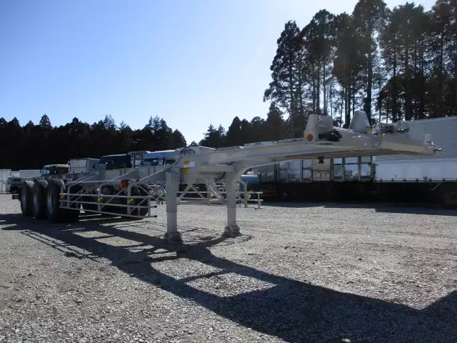 未使用車　40FT3軸コンテナシャシ　リフトアクスル　積載30,480㎏の画像3
