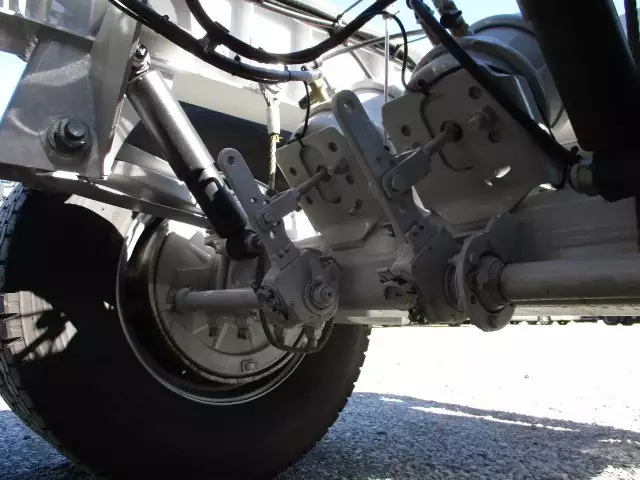 未使用車　40FT3軸コンテナシャシ　リフトアクスル　積載30,480㎏の画像31