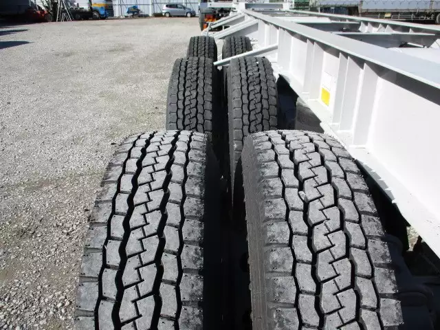 未使用車　40FT3軸コンテナシャシ　リフトアクスル　積載30,480㎏の画像37