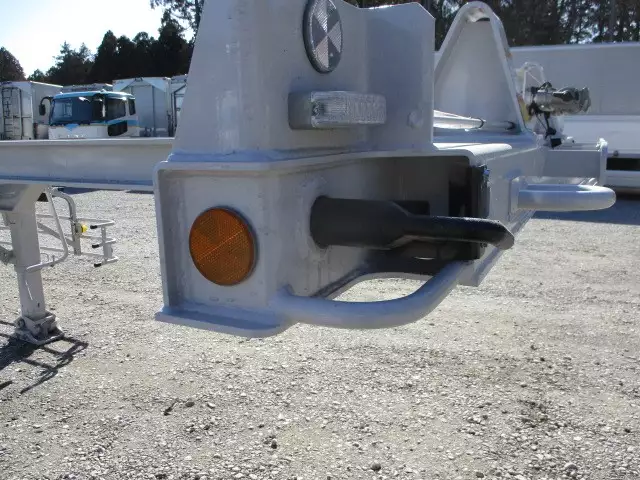 未使用車　40FT3軸コンテナシャシ　リフトアクスル　積載30,480㎏の画像48