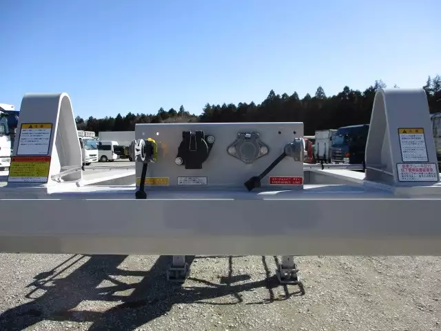 未使用車　40FT3軸コンテナシャシ　リフトアクスル　積載30,480㎏の画像9