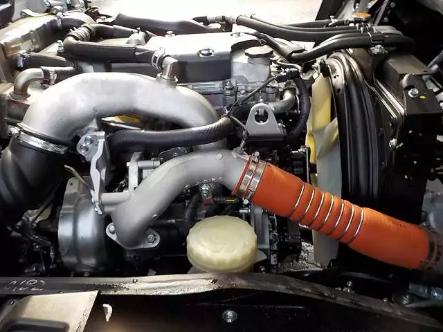 未使用‼ 寒冷地仕様‼ いすゞ 6200ワイド 4tアルミウイング エアサス 格納PG付 MT6速 210馬力 の画像24