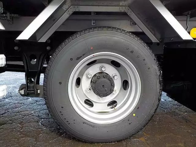 未使用‼ 寒冷地仕様‼ いすゞ 6200ワイド 4tアルミウイング エアサス 格納PG付 MT6速 210馬力 の画像28