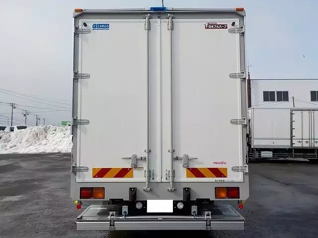 未使用‼ 寒冷地仕様‼ いすゞ 6200ワイド 4tアルミウイング エアサス 格納PG付 MT6速 210馬力 の画像5