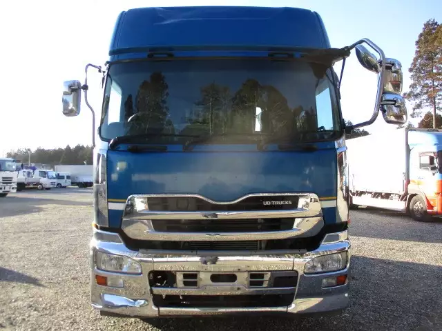 平成24年03月中古大型トラクタヘッド日産UDUDトラックスの画像2