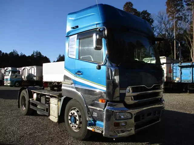 平成24年03月中古大型トラクタヘッド日産UDUDトラックスの画像3
