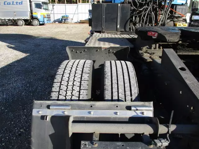 平成24年03月中古大型トラクタヘッド日産UDUDトラックスの画像26