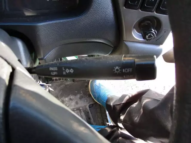 平成24年03月中古大型トラクタヘッド日産UDUDトラックスの画像38