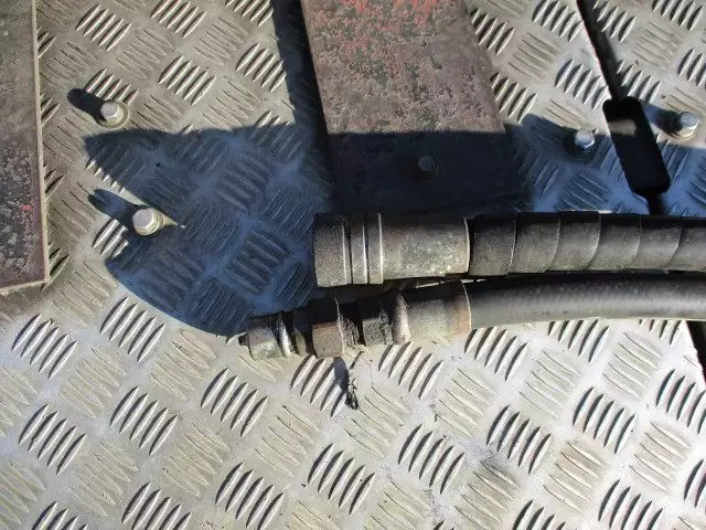 平成24年03月中古大型トラクタヘッド日産UDUDトラックスの画像59