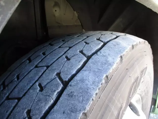 平成26年12月中古大型トラクタヘッド日産UDUDトラックスの画像13