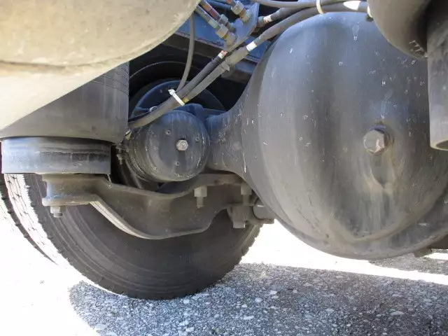 平成26年12月中古大型トラクタヘッド日産UDUDトラックスの画像18