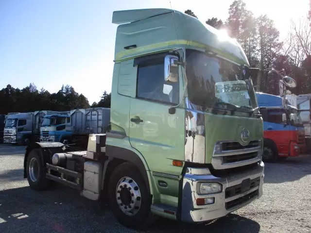 平成26年12月中古大型トラクタヘッド日産UDUDトラックスの画像3