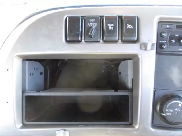 平成26年12月中古大型トラクタヘッド日産UDUDトラックスの画像41