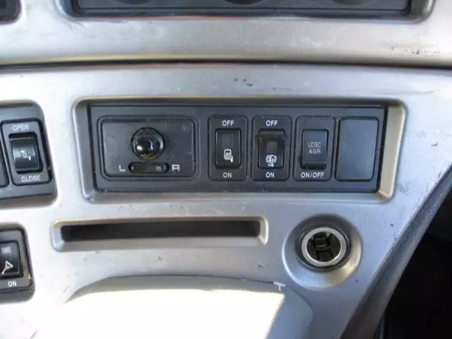 平成26年12月中古大型トラクタヘッド日産UDUDトラックスの画像43